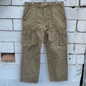 Hollister Men's Olive Cargo Pants 36x31